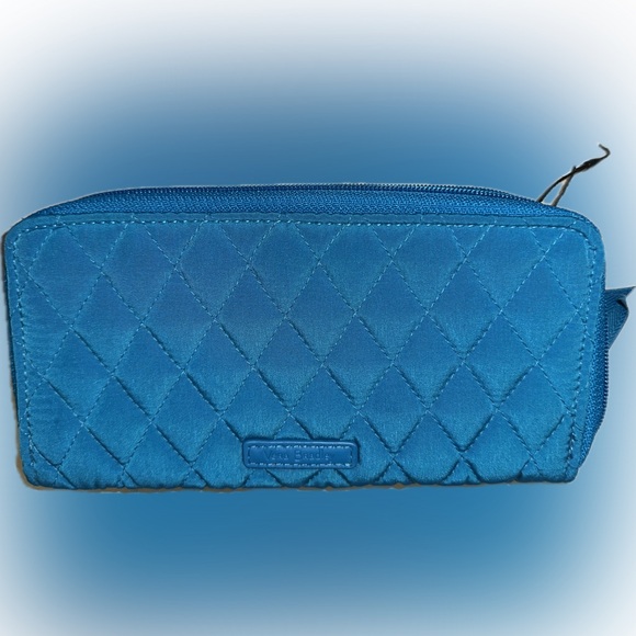Vera Bradley Handbags - Vera Bradley Blue Quilted Wallet